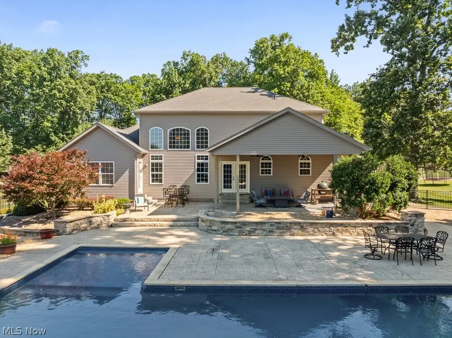 2820 Ashwood Drive, Alliance, OH 44601 - #3