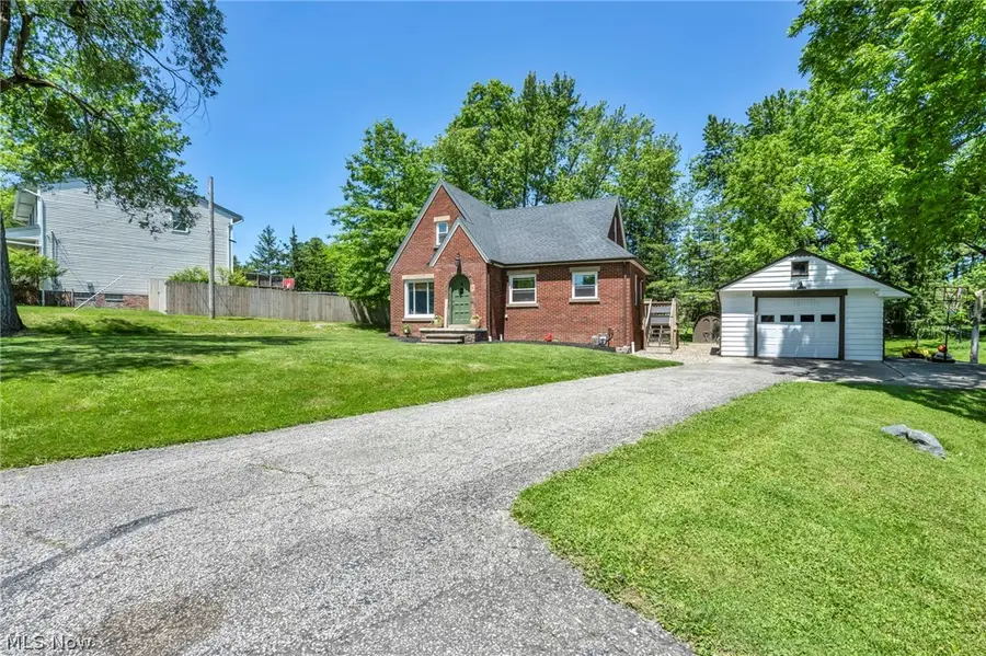 2834 W Wallings Road, Broadview Heights, OH 44147 - #3