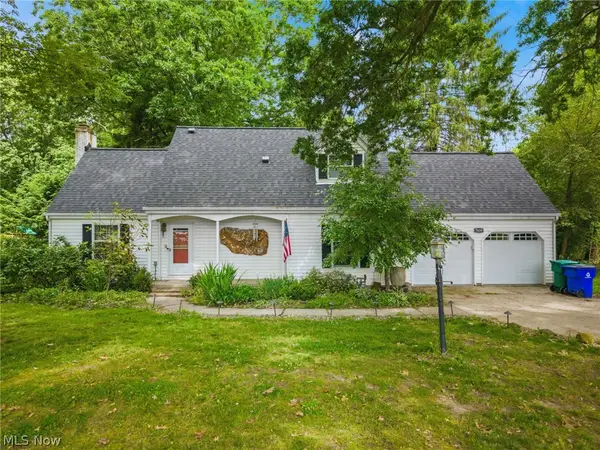 7439 State Route 43, Kent, OH 44240