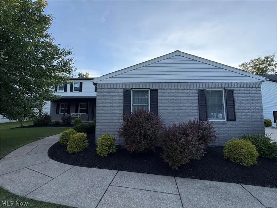 8120 Daventree Drive, Brecksville, OH 44141 - #3