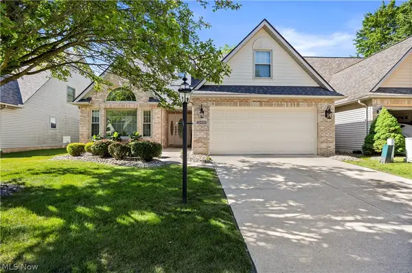 22669 Melissa Lane, Strongsville, OH 44149