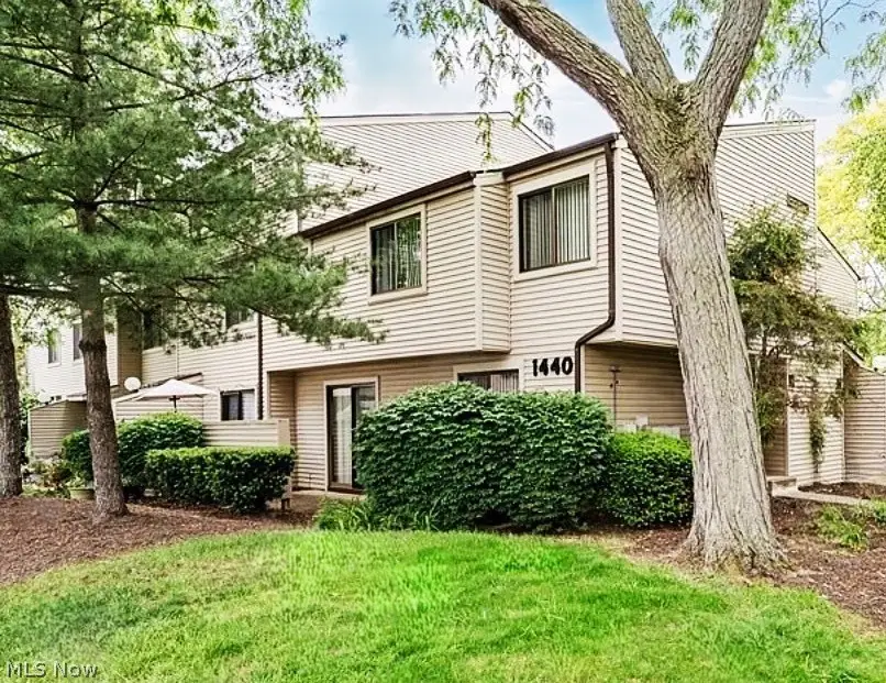 1440 Cedarwood Drive #H, Westlake, OH 44145 - #1