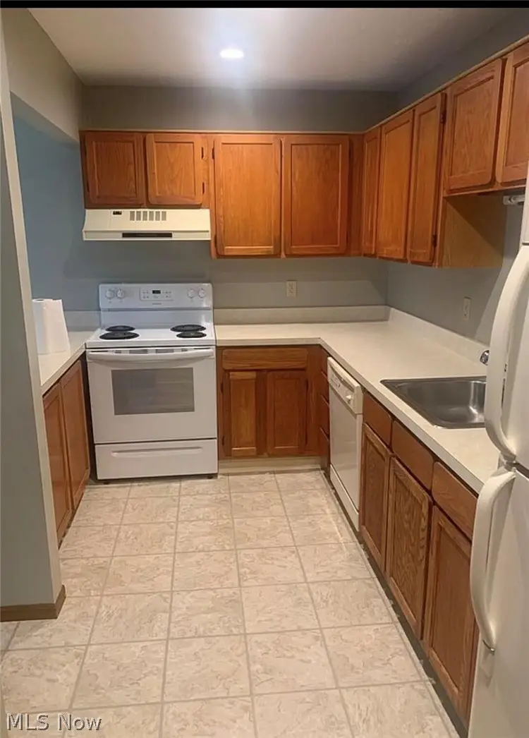 1440 Cedarwood Drive #H, Westlake, OH 44145 - #3