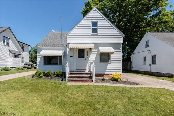 1565 Temple Avenue, Mayfield Heights, OH 44124