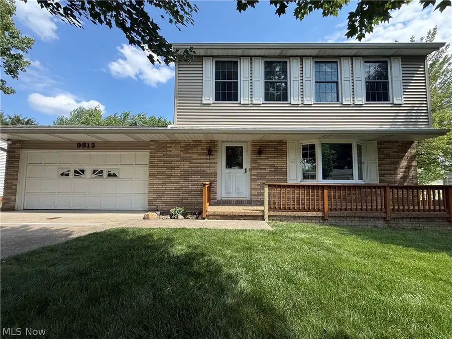 9812 Vienna Drive, Parma, OH 44134 - #3