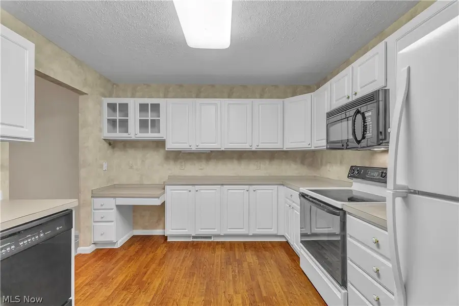 29 Community Drive, Avon Lake, OH 44012 - #3