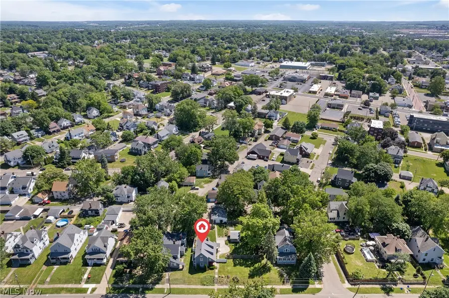 1274 Woodland Nw Avenue, Canton, OH 44703 - #2