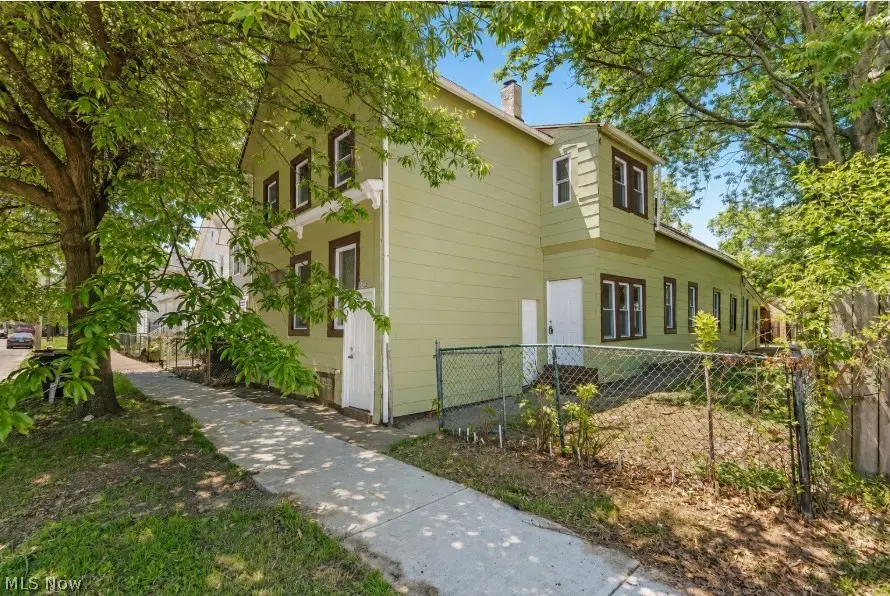 3020 W 47th Street, Cleveland, OH 44102 - #1