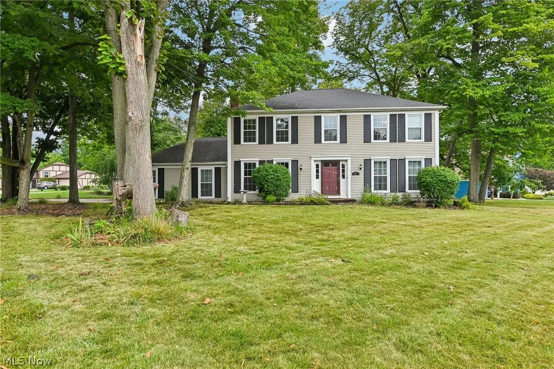 16980 S Meadows Circle, Strongsville, OH 44136 - #1