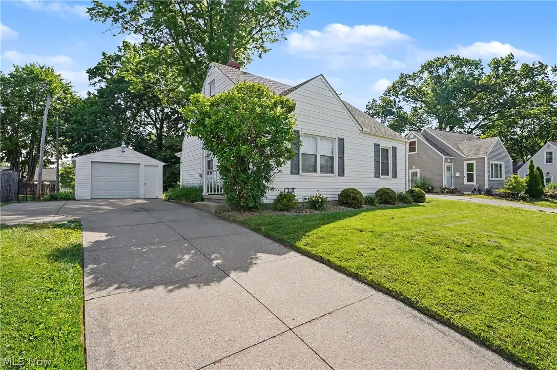 1711 Thornapple Avenue, Akron, OH 44301 - #1