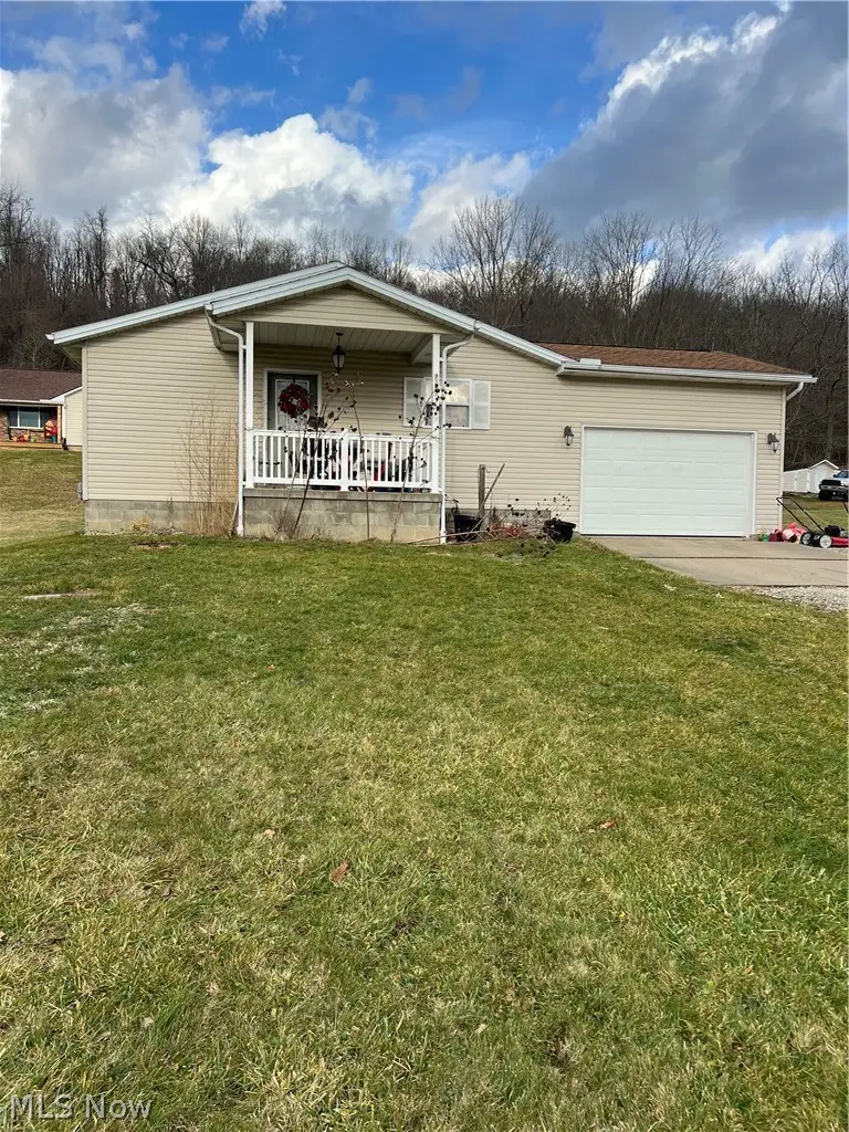 2215 Hilliard Drive, Midvale, OH 44653 - #1