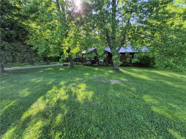 1373 Saffron Drive, West Salem, OH 44287