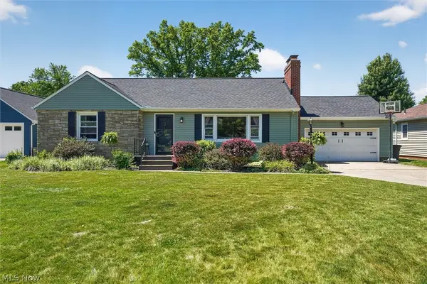 13795 Shawnee Trail, Middleburg Heights, OH 44130