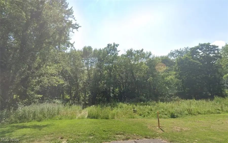 91 Mccook Avenue, Dennison, OH 44621 - #3
