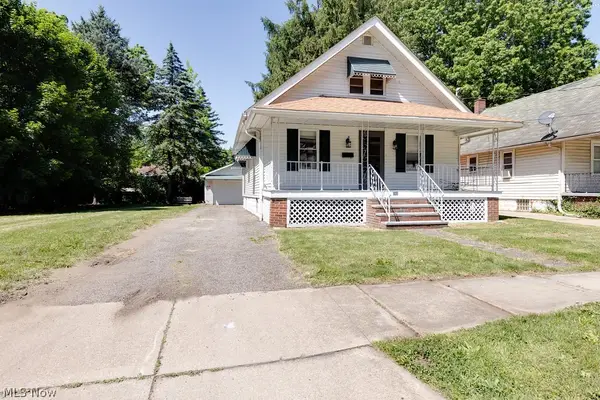 745 Lafollette Street, Akron, OH 44306