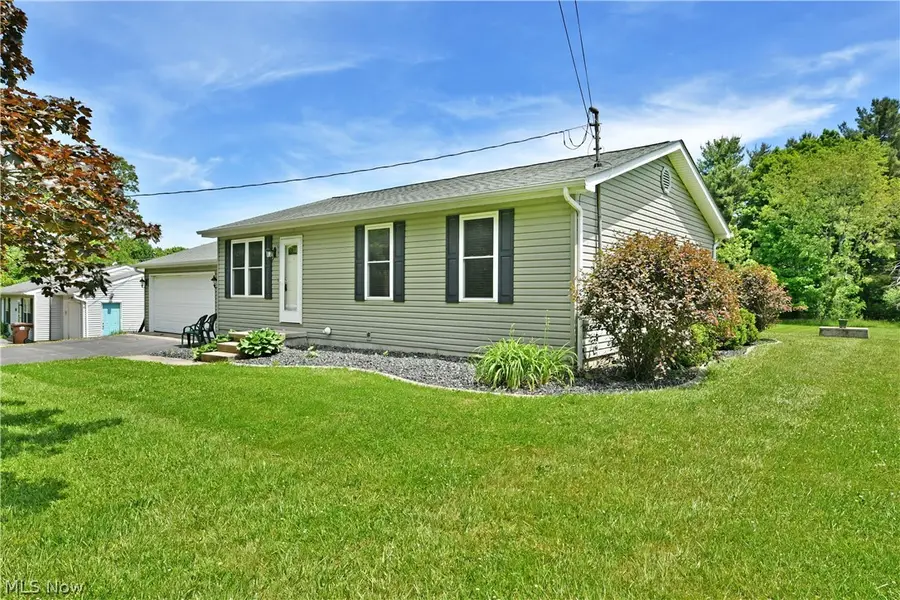 754 Warner Ne Road, Brookfield, OH 44403 - #2