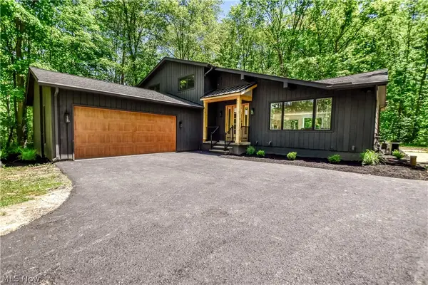 19121 Brewster Road, Aurora, OH 44202