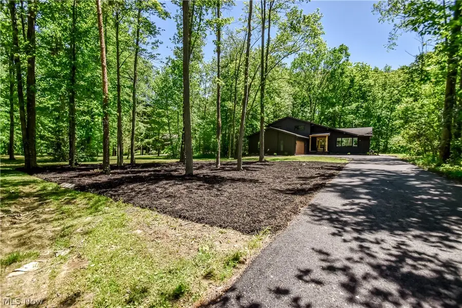 19121 Brewster Road, Aurora, OH 44202 - #3