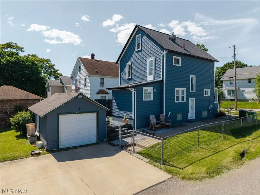 964 Northview Avenue, Barberton, OH 44203 - #2