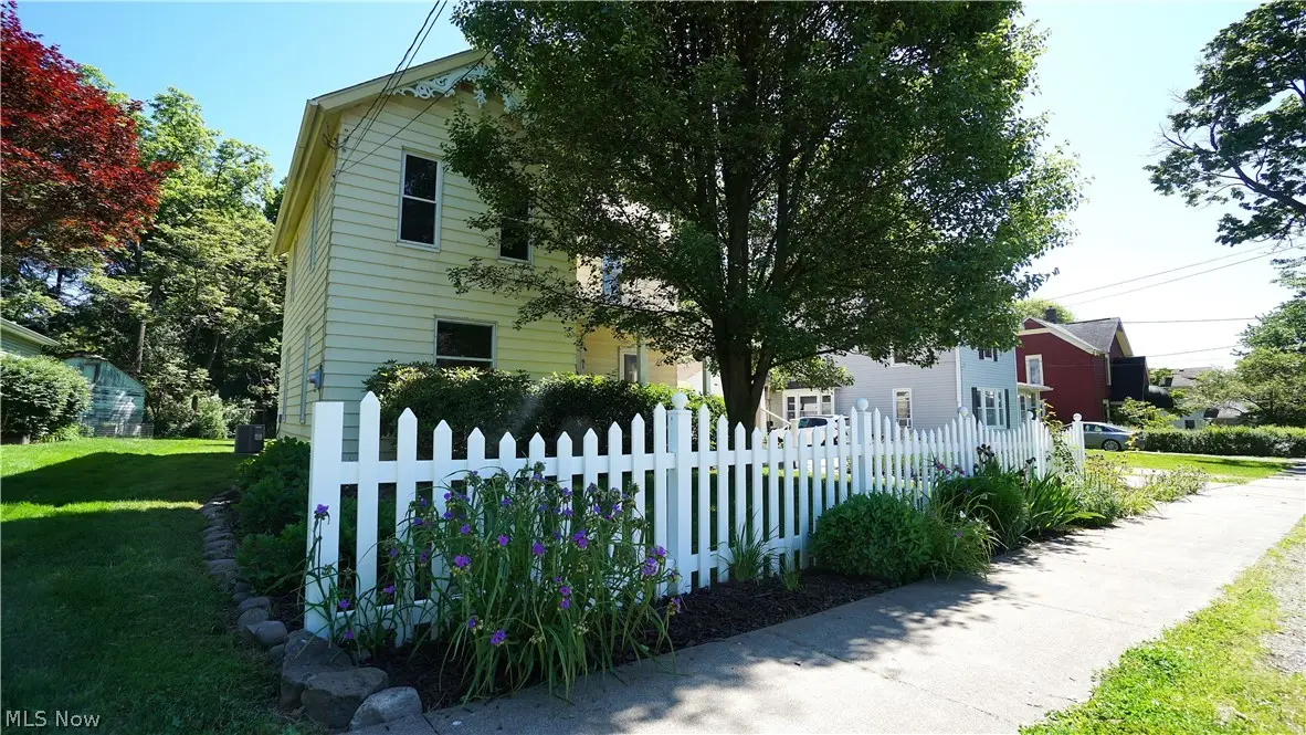 81 W Marion Street, Doylestown, OH 44230 - #1