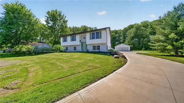 10142 Hillcrest Road, Kirtland, OH 44094