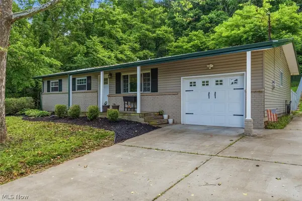 544 Homestead Drive, Williamstown, WV 26187