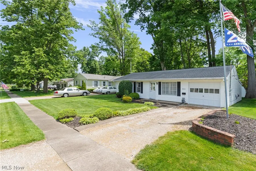 2610 Center Avenue, Alliance, OH 44601 - #2