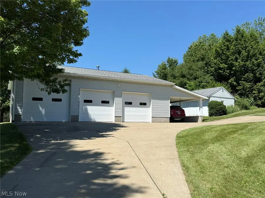 4223 Blacksnake Hill Ne Road, Dover, OH 44622 - #2