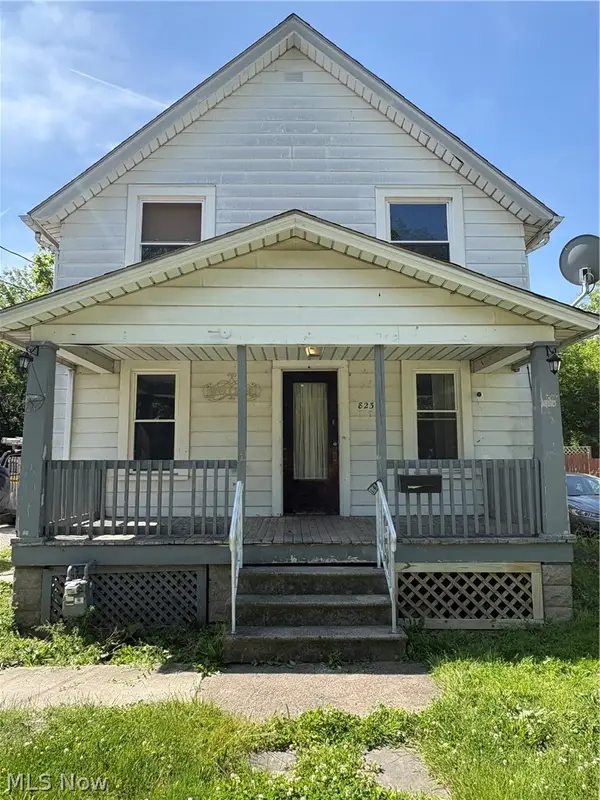 823 W 17th Street, Lorain, OH 44052
