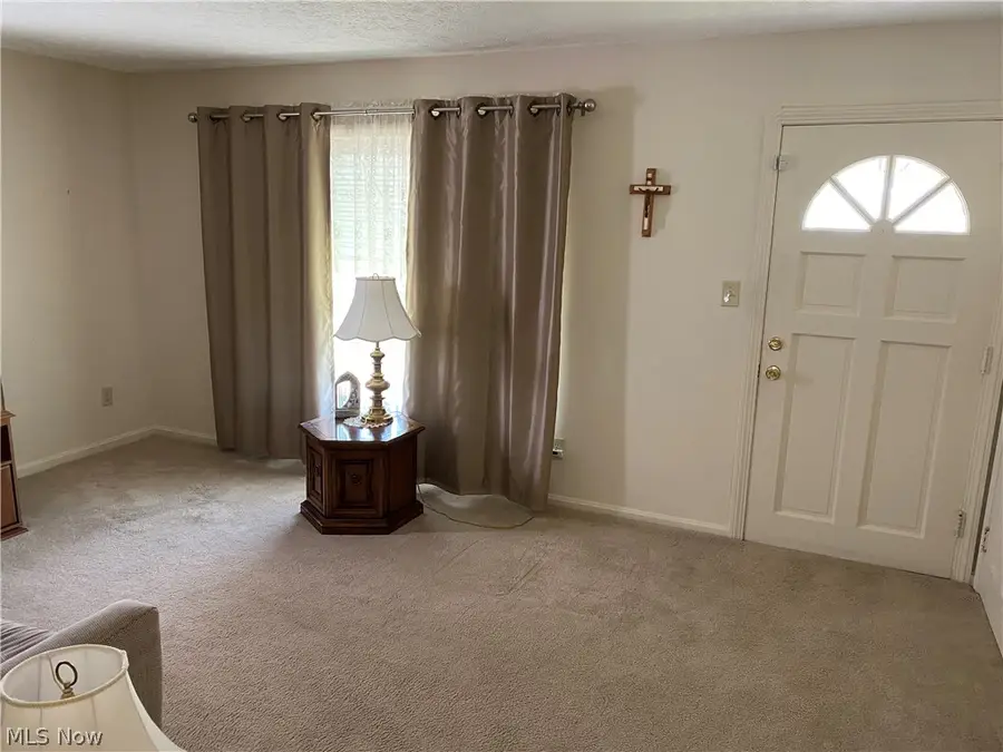 12910 Shady Oak Boulevard, Garfield Heights, OH 44125 - #2