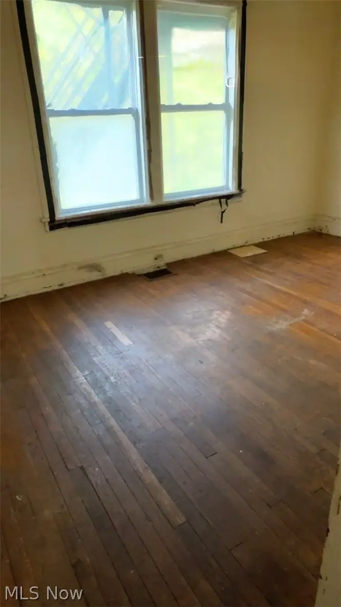 1711 Holyoke Avenue, East Cleveland, OH 44112 - #3