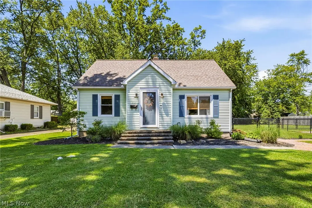 2027 W 16th Street, Ashtabula, OH 44004 - #1