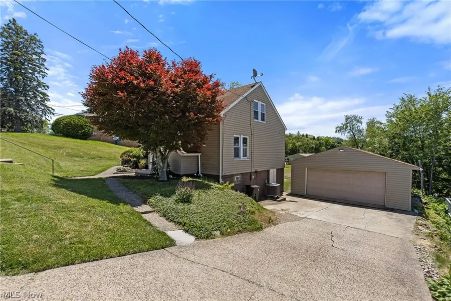 106 Mcconnell Avenue, Wintersville, OH 43953 - #3