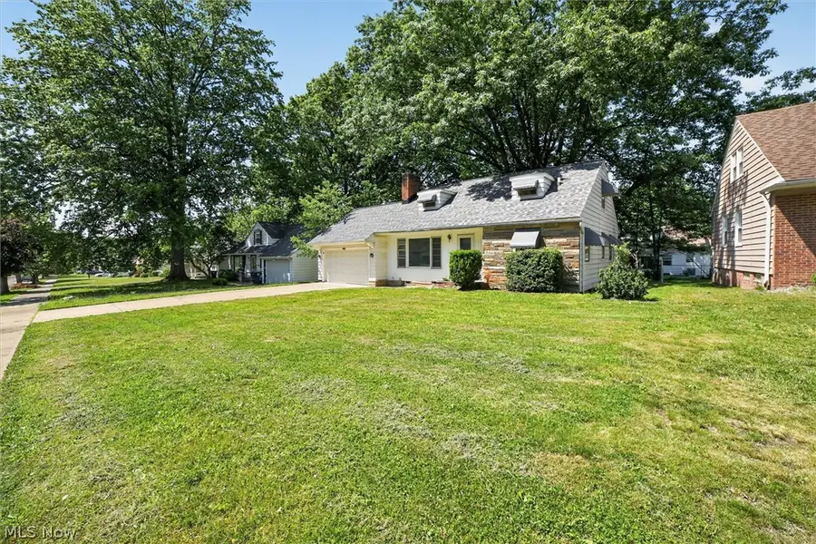 3705 Brinkmore Road, Cleveland Heights, OH 44121 - #2
