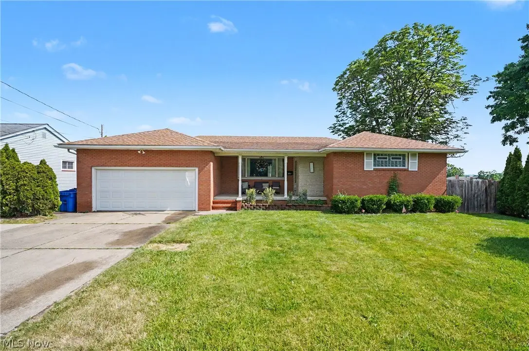 577 Geneva Avenue, Struthers, OH 44471 - #1