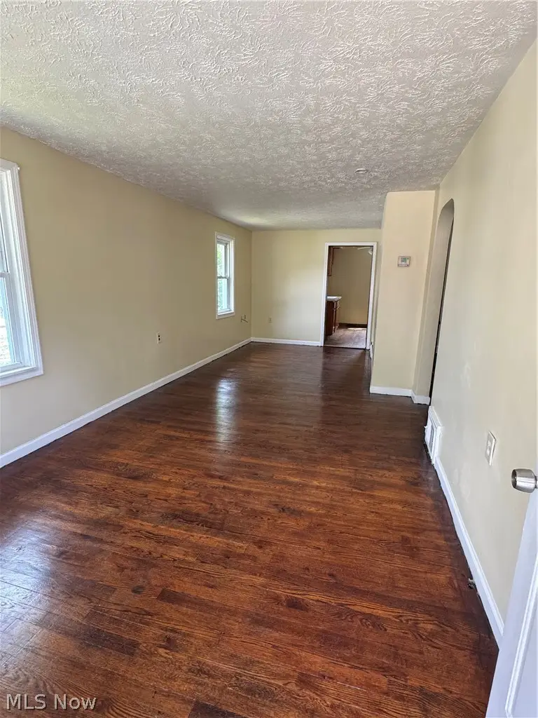 974 Wyley Avenue, Akron, OH 44306 - #2