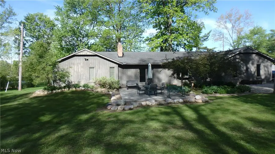 2075 Substation Road, Brunswick Hills, OH 44212 - #2