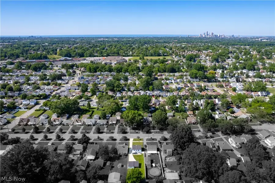 6003 Archmere Avenue, Brooklyn, OH 44144 - #2
