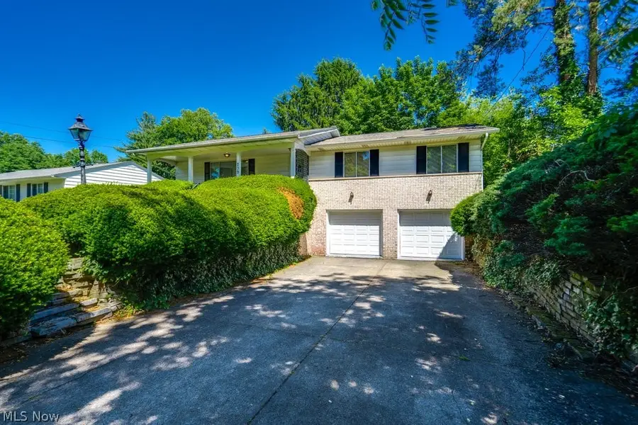 209 Shiawassee Avenue, Akron, OH 44333 - #3