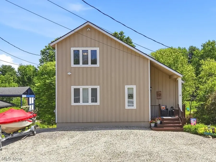 1190 Lincoln Sw Street, Sherrodsville, OH 44675 - #2