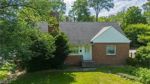 2140 Lamberton Road, Cleveland Heights, OH 44118