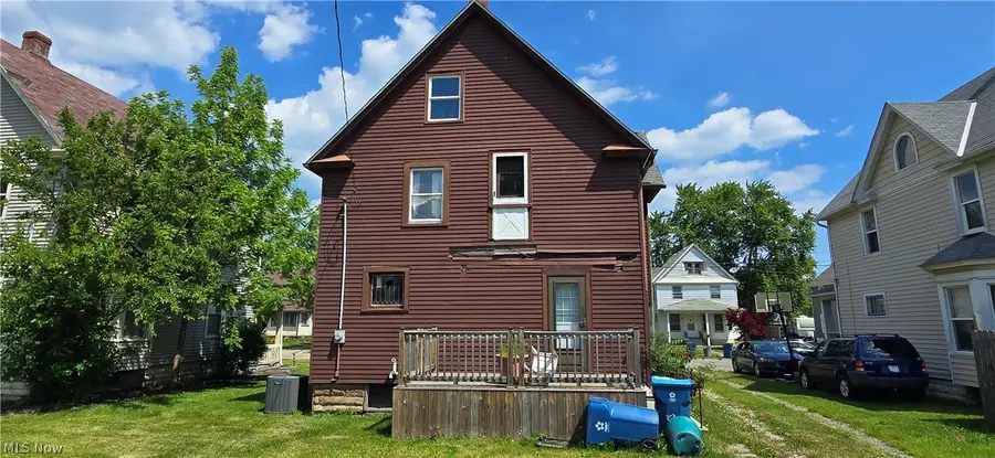 201 W 26th Street, Lorain, OH 44052 - #3