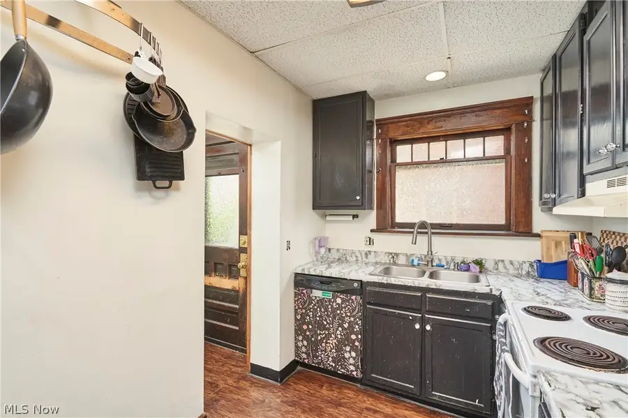 136 Smith Nw Avenue, Canton, OH 44708 - #2