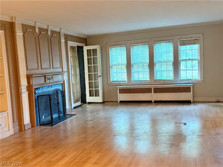 1155 W 6th Street, Lorain, OH 44052 - #3