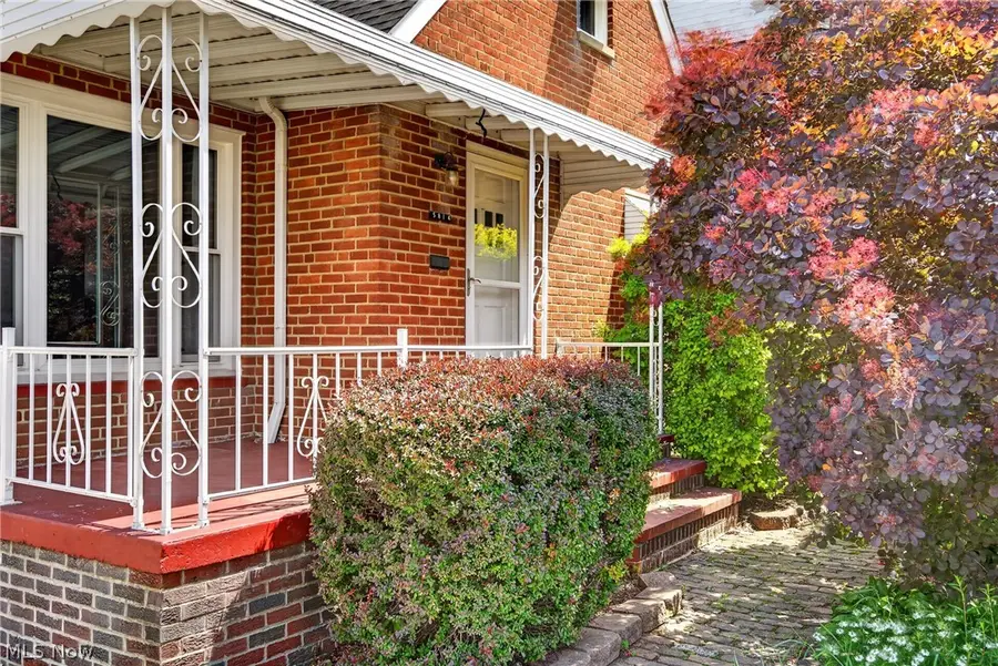 5814 Charles Avenue, Parma, OH 44129 - #2