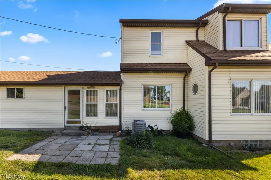 3741 Woodlawn Way, Weirton, WV 26062 - #3