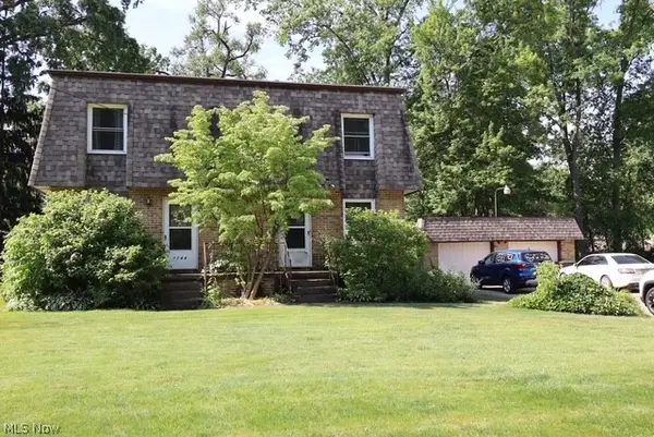 7744 Brookwood Ne Drive, Warren, OH 44484