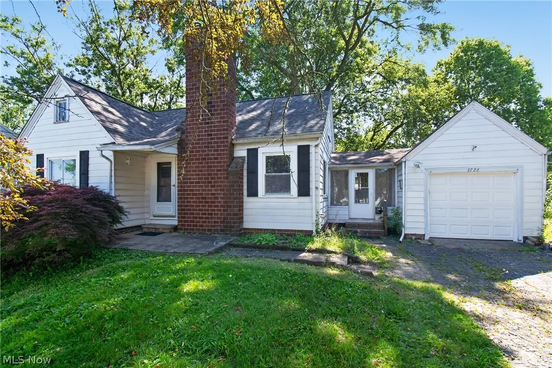 3726 Vernon Nw Avenue, Canton, OH 44709 - #1