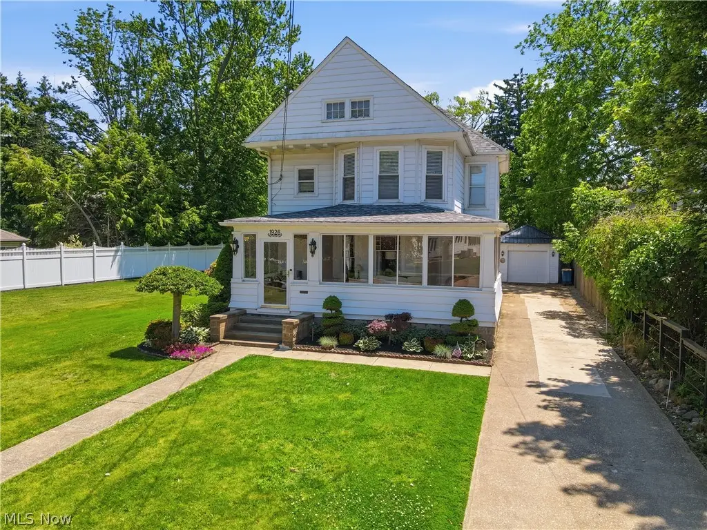 1926 Walnut Boulevard, Ashtabula, OH 44004 - #1