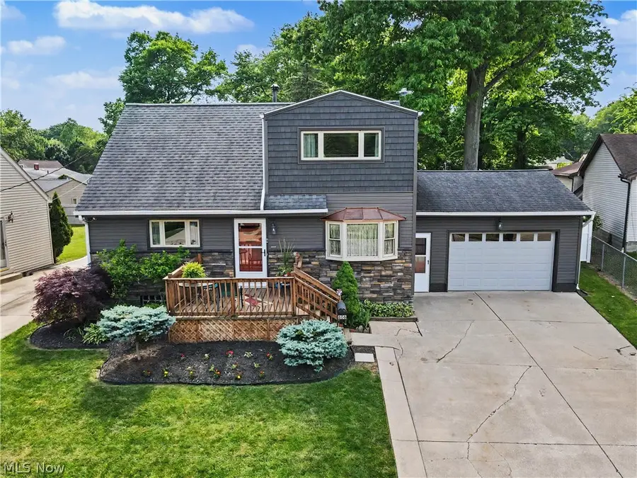 806 Tallkron Drive, Akron, OH 44305 - #2